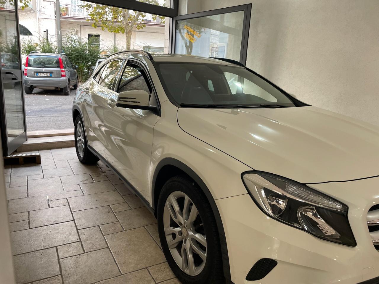 Mercedes-benz GLA 220 d Automatic 4Matic Premium