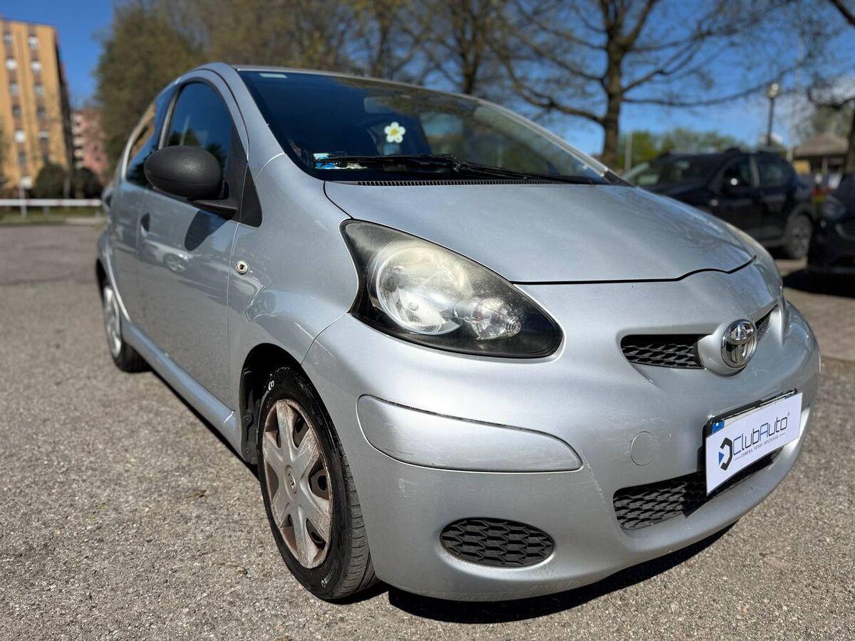 Toyota Aygo 1.0 Sol 5p FL