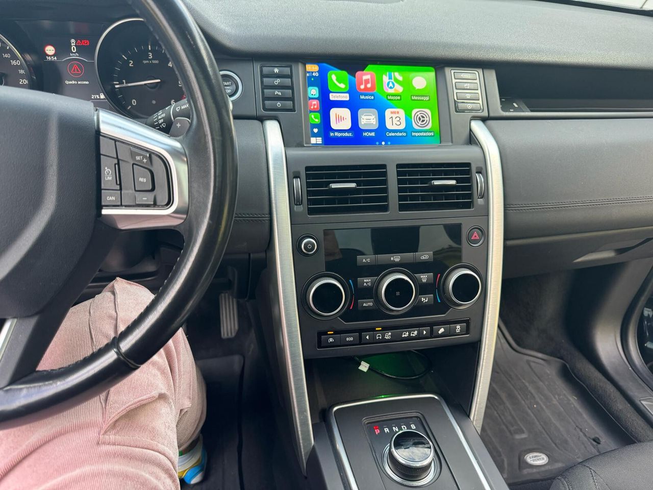 Land Rover Discovery Sport 2018 photo 4