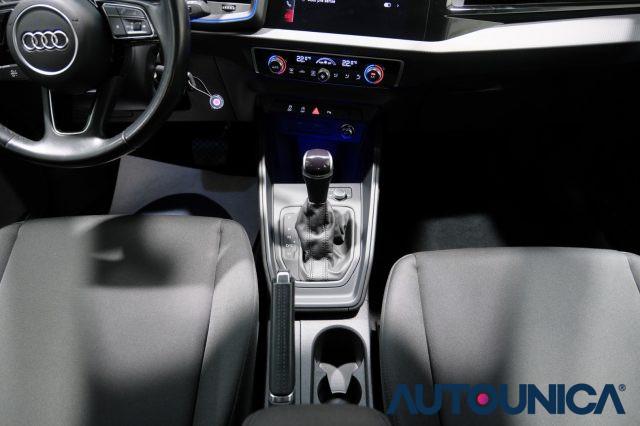 AUDI A1 SPB 30 TFSI S TRONIC ADMIRED NEOPATENTATI FARI LED
