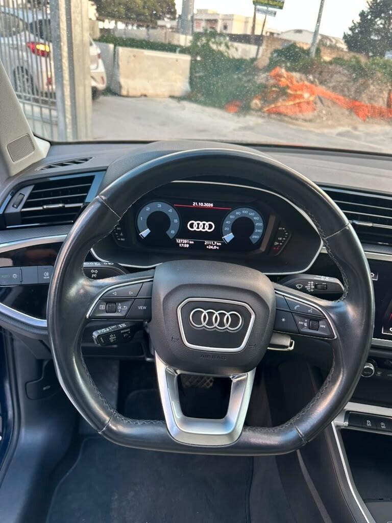 Audi Q3 35 TDI S tronic Business