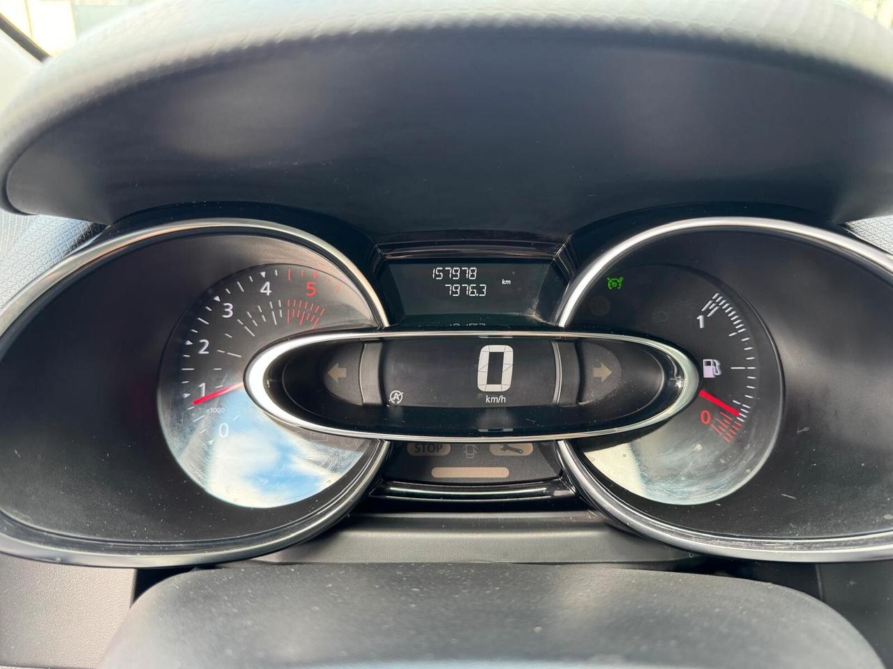 Renault Clio dCi 8V 75 CV Start&Stop 5 porte Energy Duel