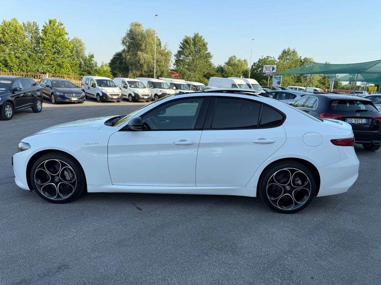 Alfa Romeo Giulia 2.0 Turbo 280 CV AT8 AWD Q4 Veloce