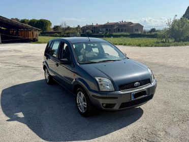 Ford fusion 1.4 benzina 80cv neopatentati 5porte