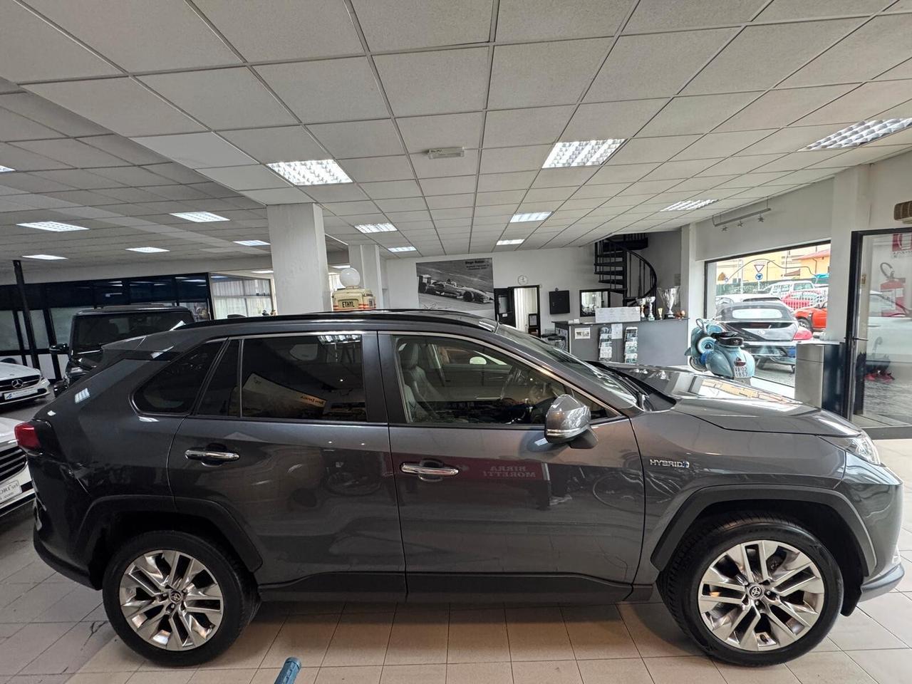Toyota RAV 4 RAV4 2.5 HV (218CV) E-CVT 2WD Lounge PARI AL NUOVO TAGLIANDATO GARANZIA UFFICIALE