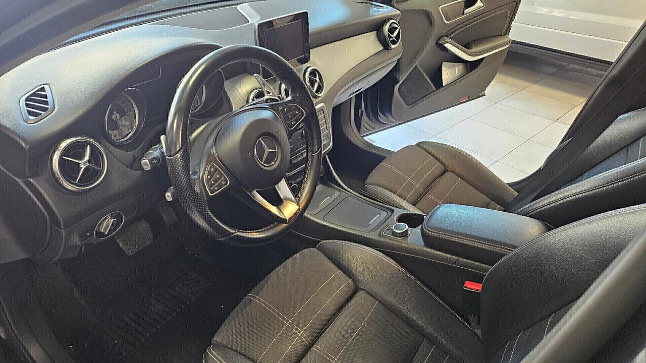 Mercedes-benz GLA 200 d Sport automatica garanzia 12 mesi