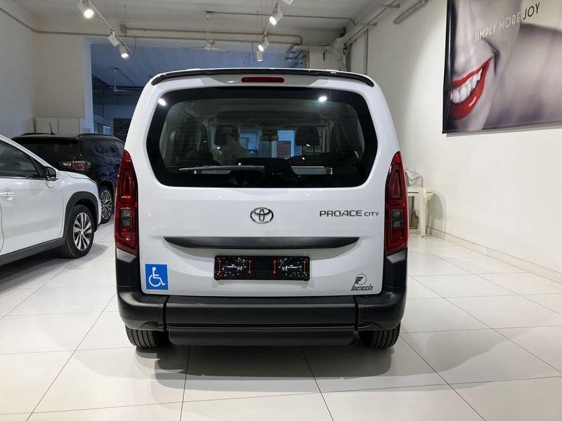 Toyota Proace City 1.5D 100 CV PC 4p. Lounge Trasporto Disabili 4+1