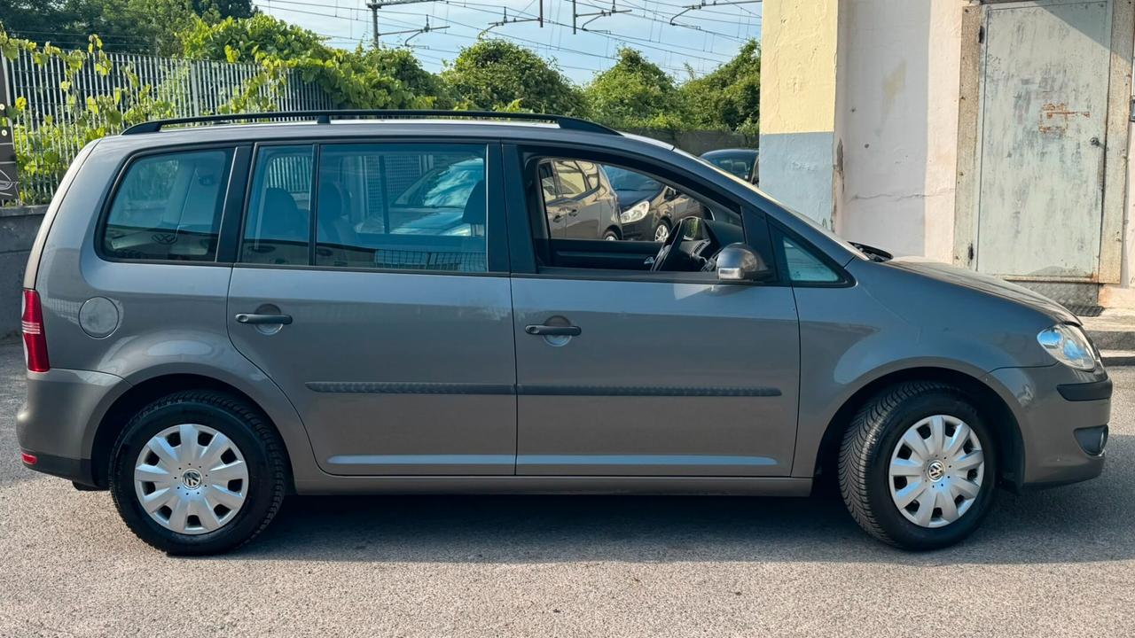Volkswagen Touran 2.0 Highline Ecofuel
