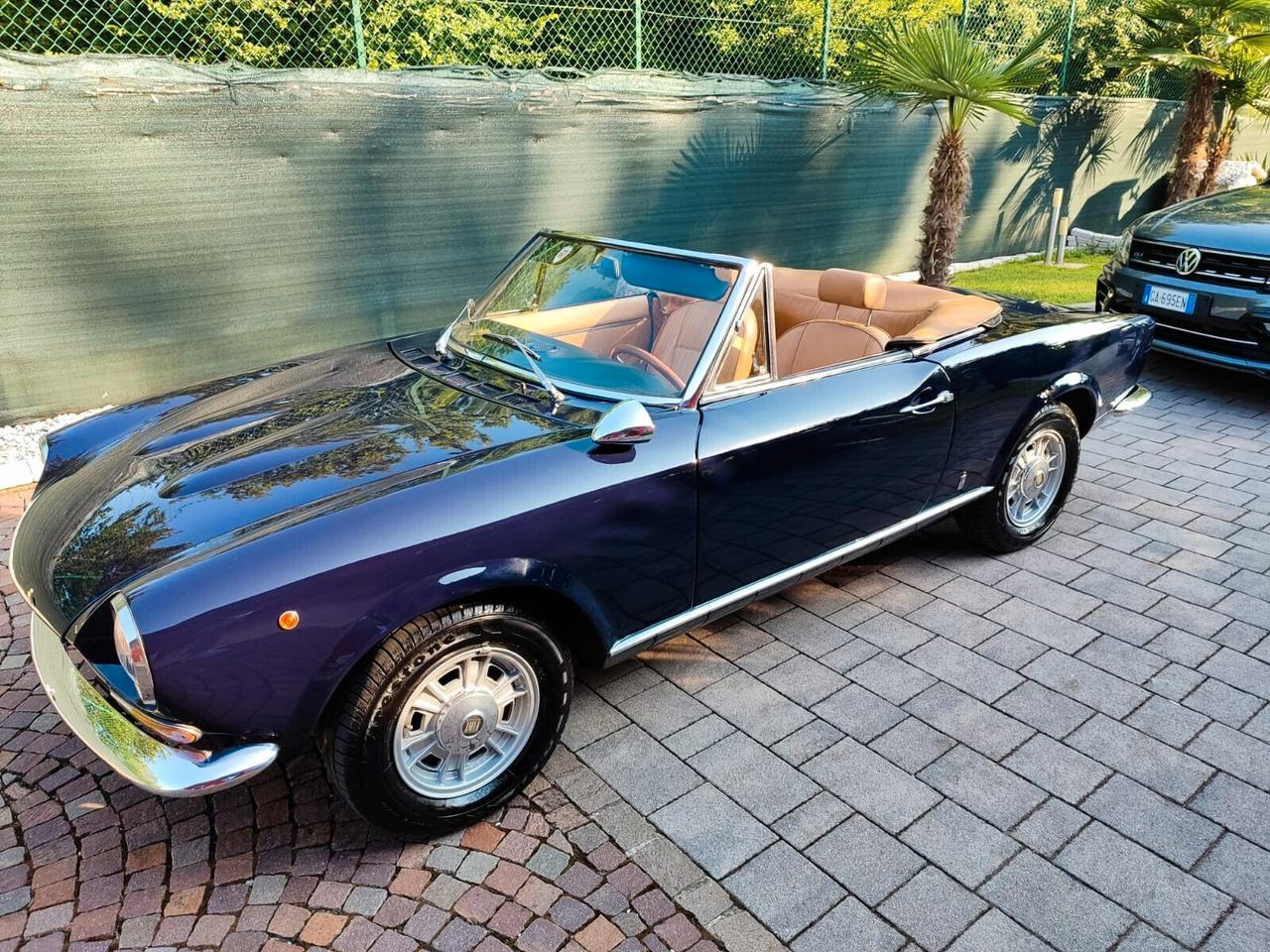 Fiat 124 Spider BS1 1600, TARGA ORO