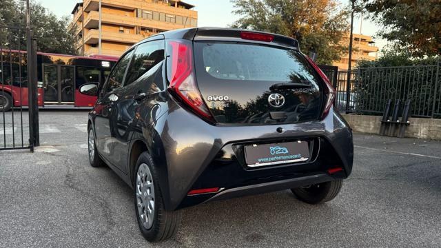 TOYOTA Aygo CONNECT 1.0 VVT-i 72CV 5P.X-PLAY MMT*24M.G.*R.CAM*