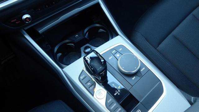 BMW 320 d Business Automatico