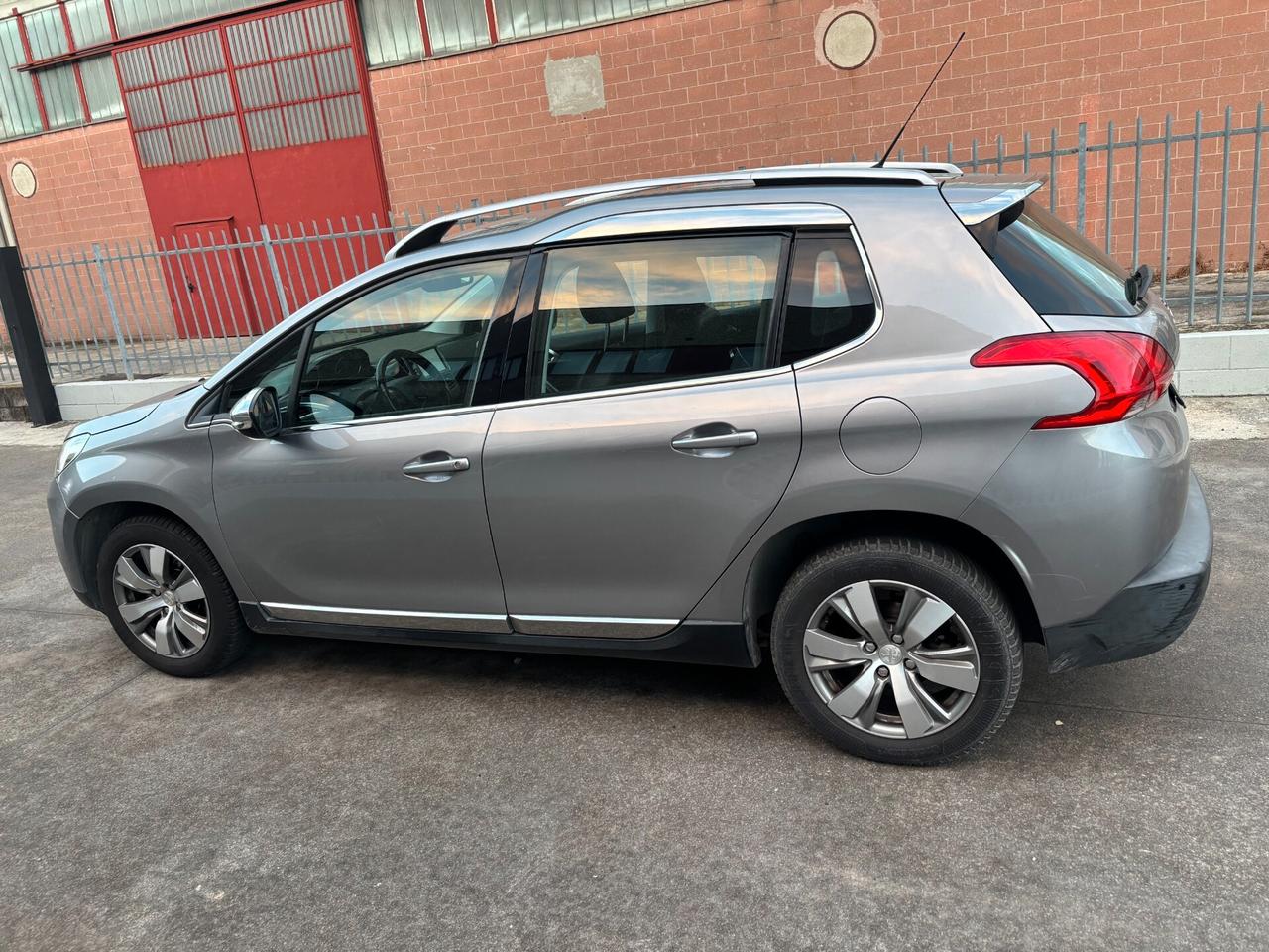 Peugeot 2008 PureTech 82 Access