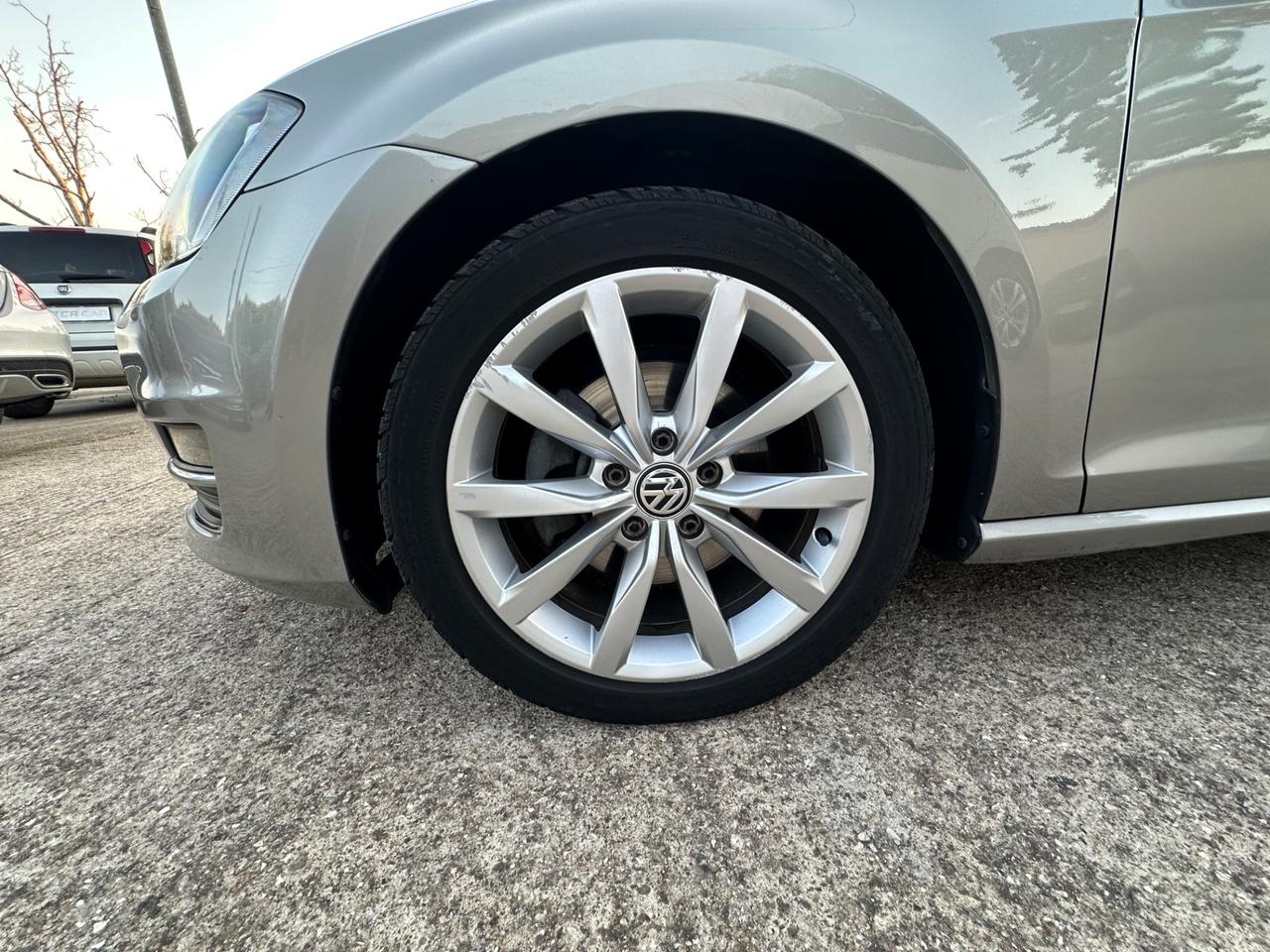 Volkswagen Golf 1.6 TDI 5p. Highline BlueMotion Technology
