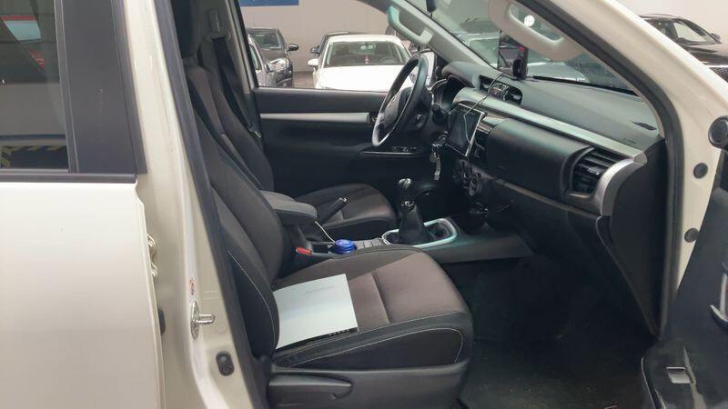 Toyota Hilux 2.4 D-4D 4WD 4 porte Double Cab