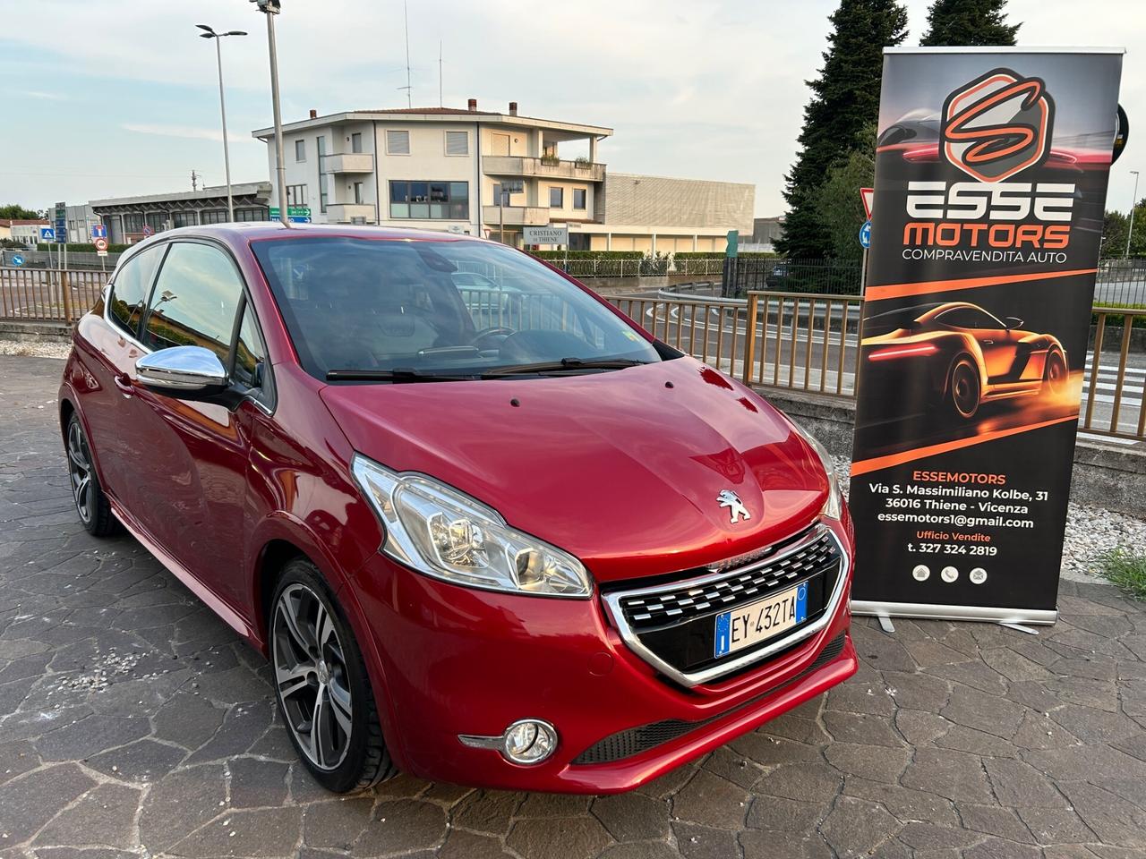 Peugeot 208 GTi - 2015 1.6 THP 200 CV 77.000 KM