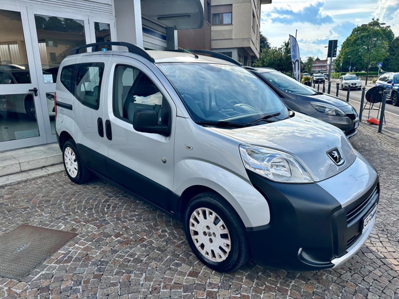 Peugeot Bipper Tepee 1.4Bz 75CV Outdoor