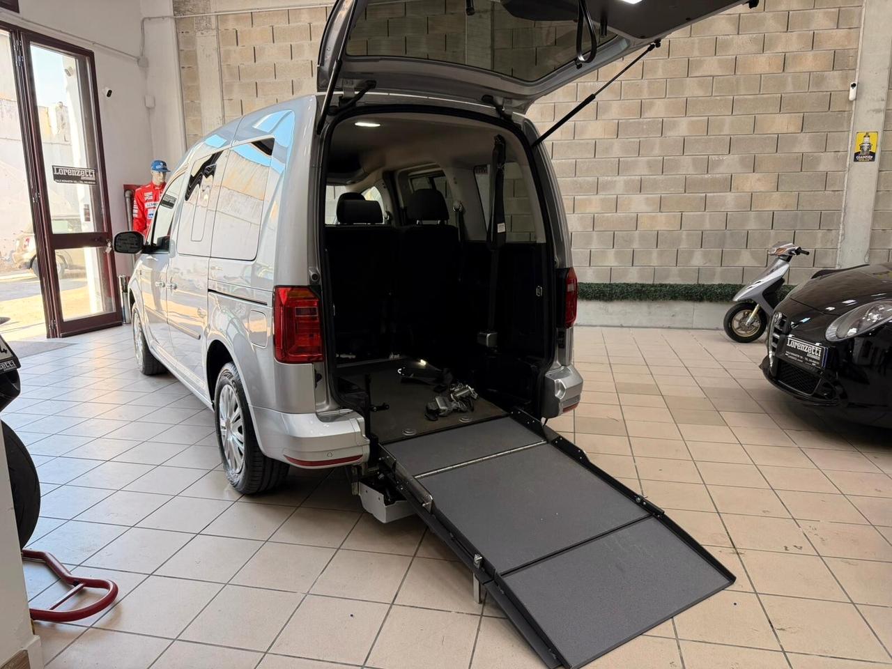 Volkswagen Caddy 2.0 TDI 102 CV - TRASPORTO DISABILI