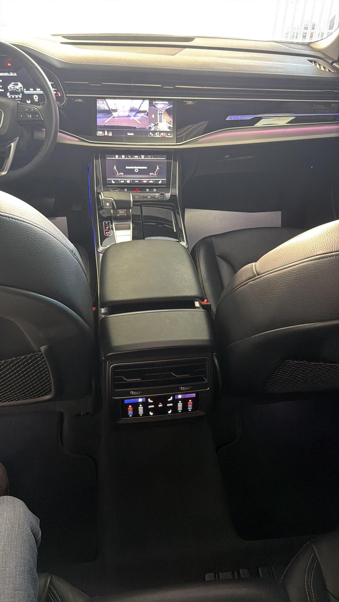 Audi Q8 SUV 45 TDI quattro tiptronic S line edition