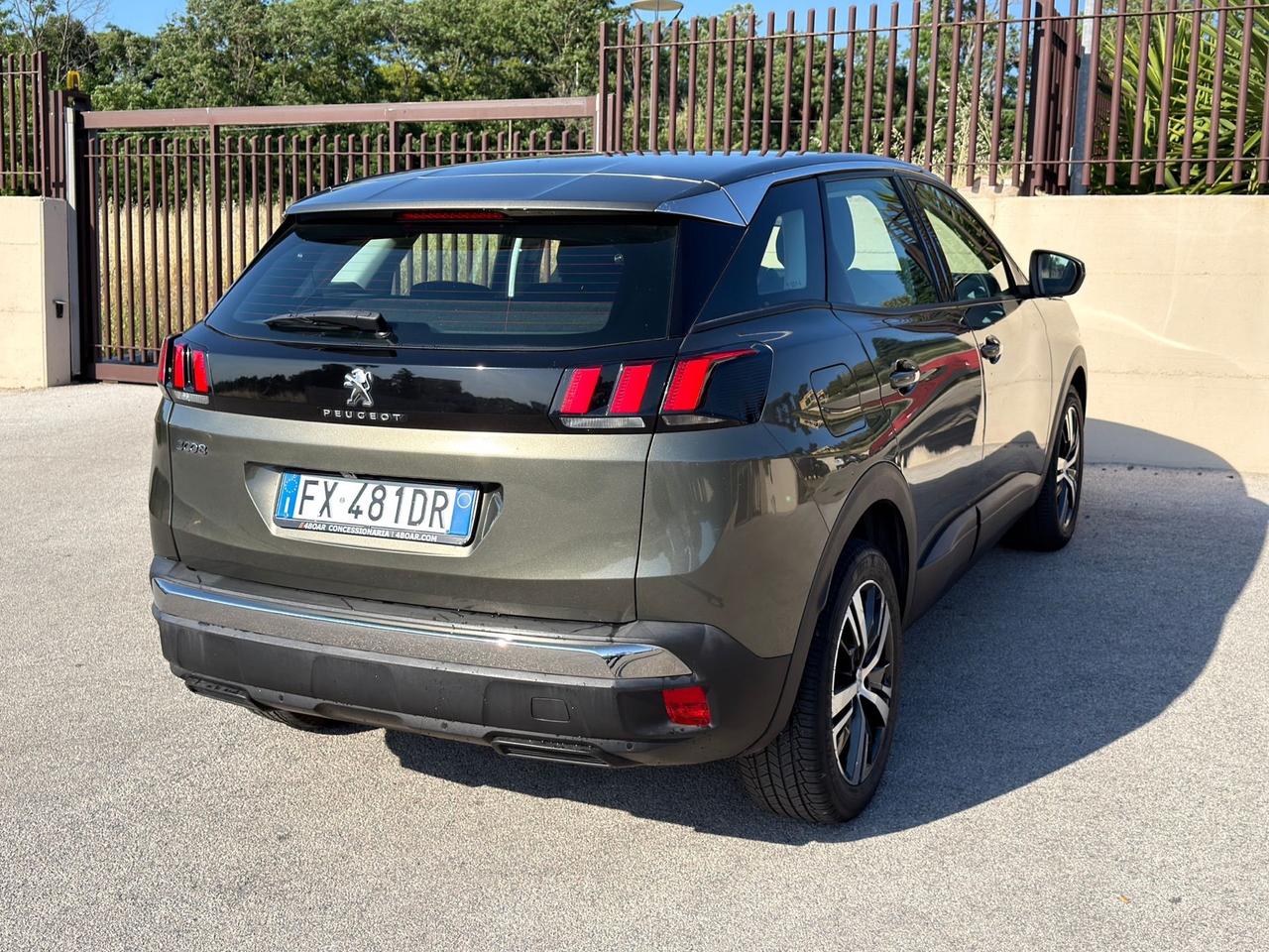 Peugeot 3008 1.5 BlueHDi *TAGLIANDATA*