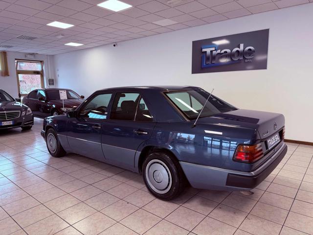 MERCEDES-BENZ E 220 ? 220E-16 cat ASI