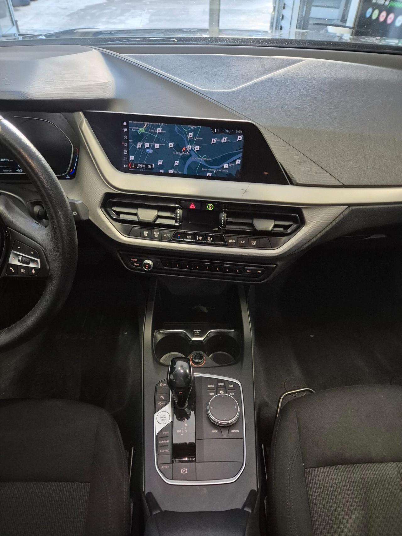 Bmw 116 116d 5p. Advantage