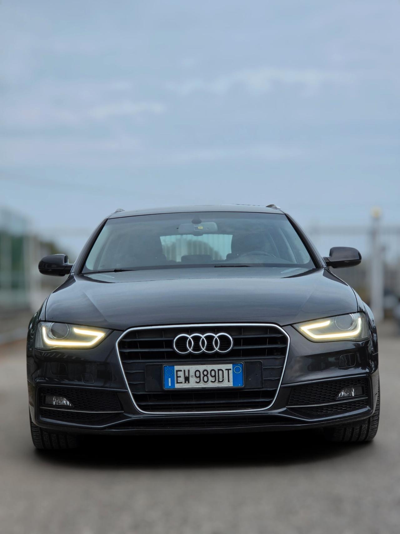 Audi A4 Avant 2.0 TDI 136CV S-Line