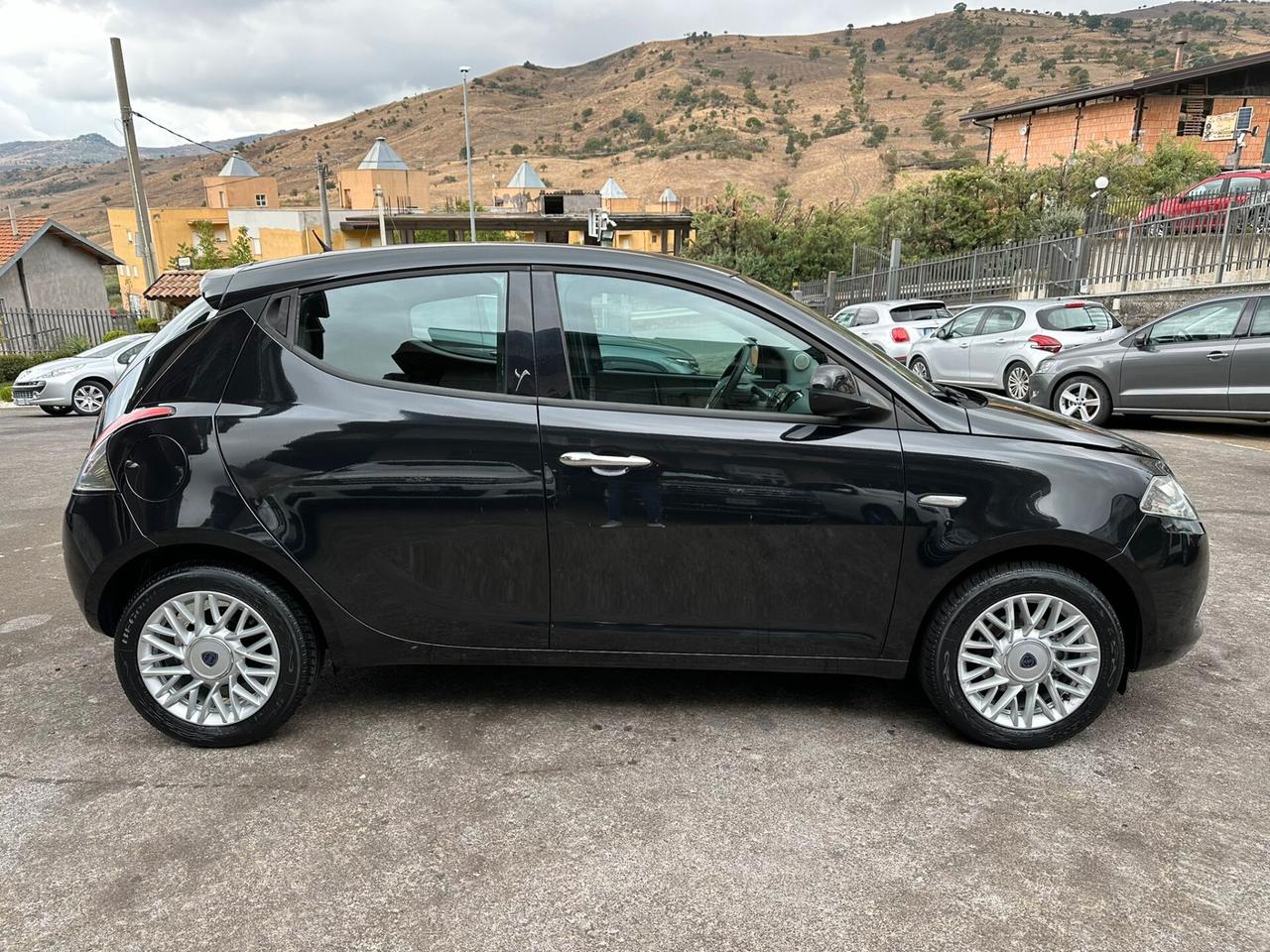 Lancia Ypsilon 1.3 MJT 16V 95 CV 5 porte S&S Gold