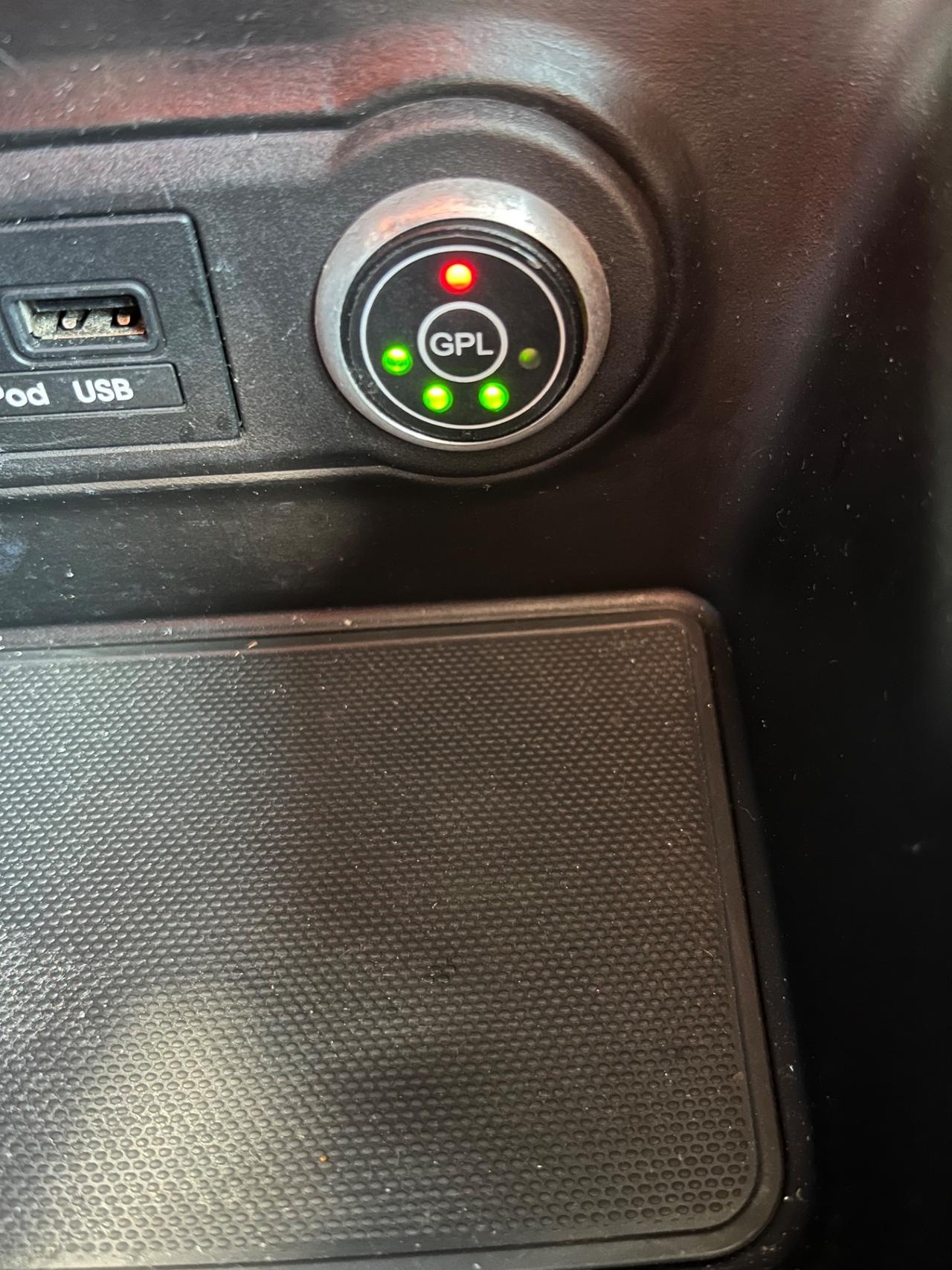 Kia Venga 1.4 GPL 2015 INCIDENTATA MARCIANTE
