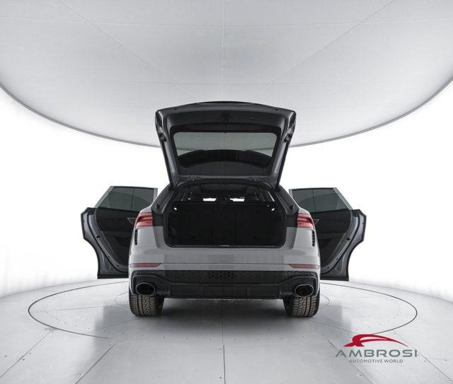 AUDI RS Q8 4.0 mhev 48V 600cv tiptronic