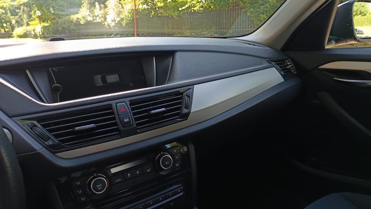 Bmw X1 xDrive20d Sport Line