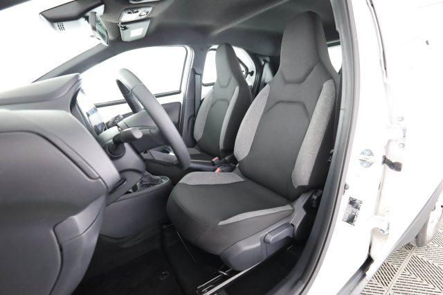TOYOTA Aygo X Aygo X 1.0 VVT-i 72 CV 5 porte Active S-CVT