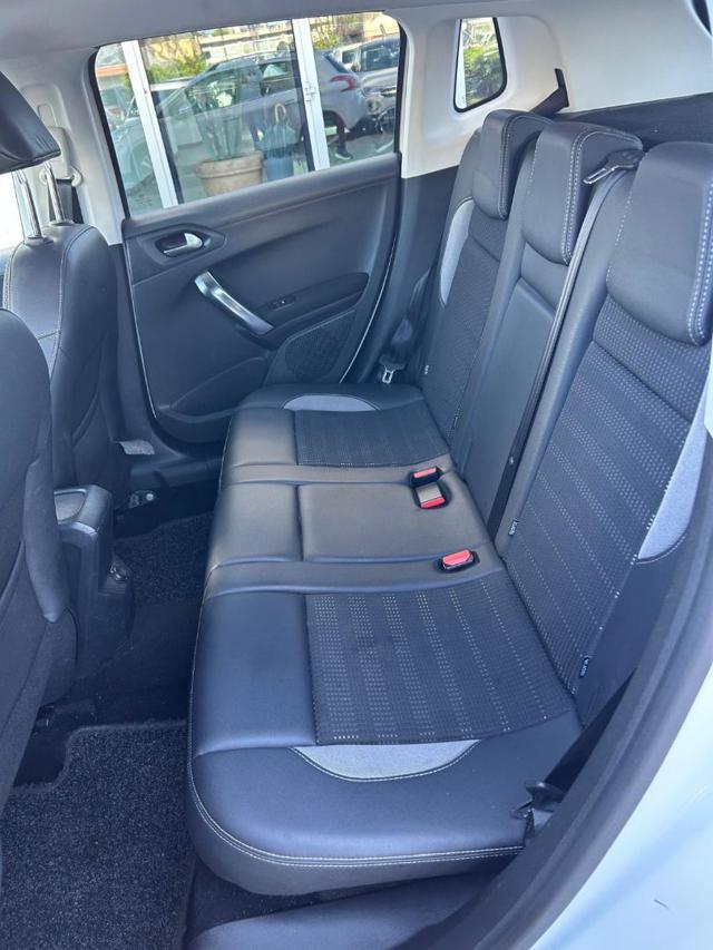 PEUGEOT 2008 1° serie 1.6 e-HDi 92 CV Allure NEO PATENTATI