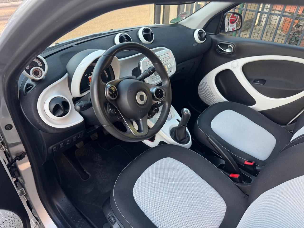 Smart ForFour 70 1.0 Passion