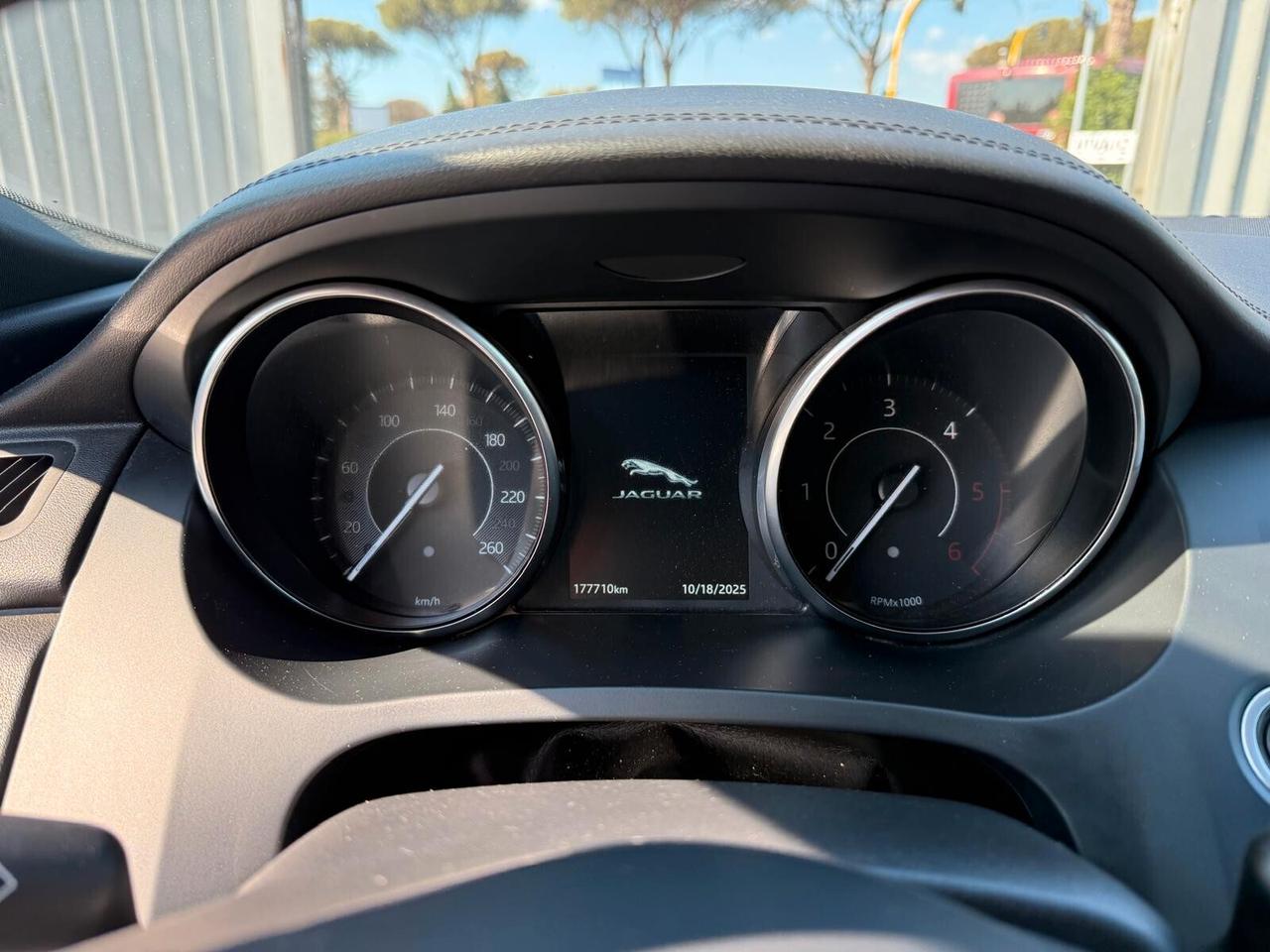 Jaguar E-Pace 2.0D 150 CV AWD R-Dynamic