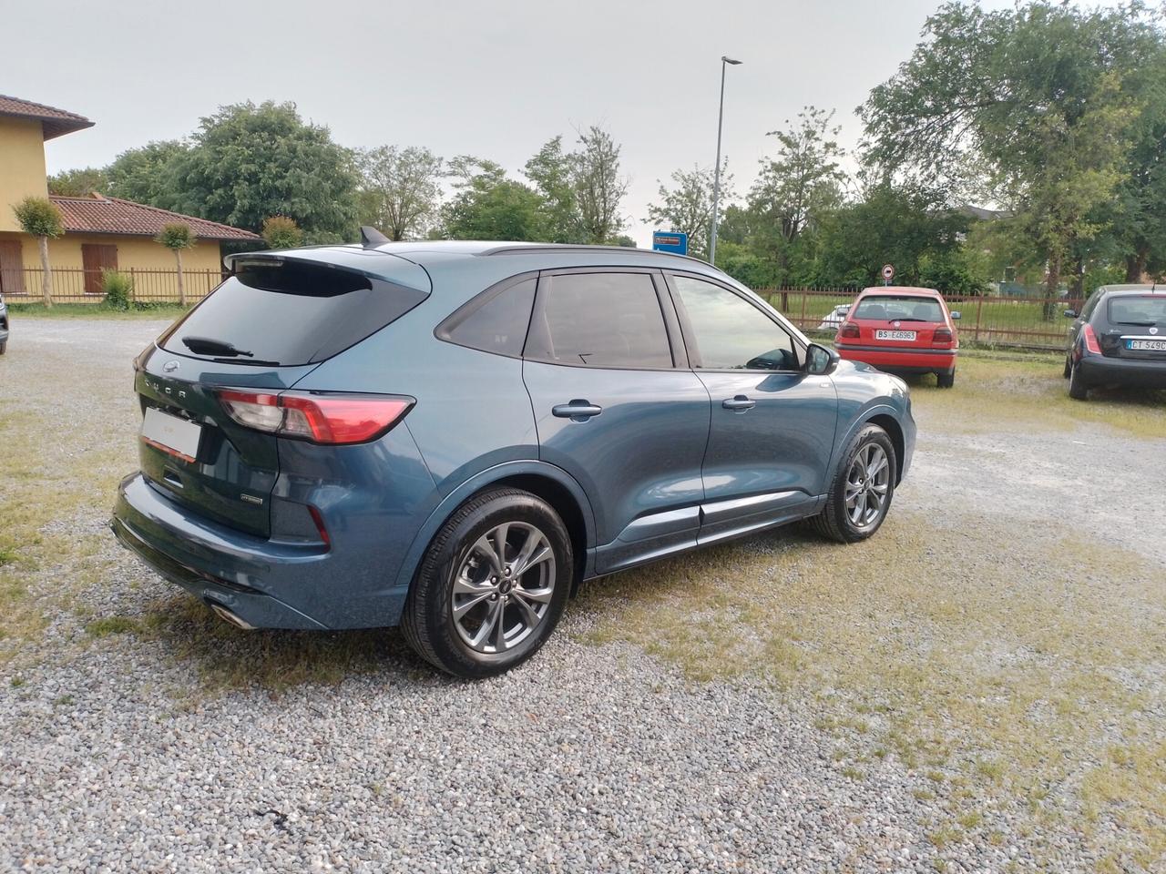 Ford Kuga 2.5 Full Hybrid 190 CV CVT 2WD ST-Line