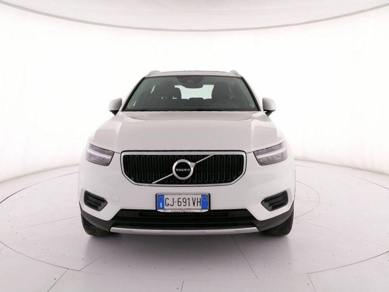 Volvo XC40 1.5 t3 Momentum 163cv my20