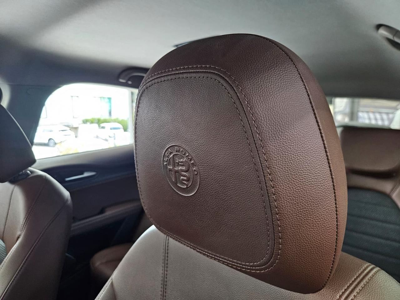 Alfa Romeo Stelvio 2.0 Turbo 200 CV AT8 Q4 Super