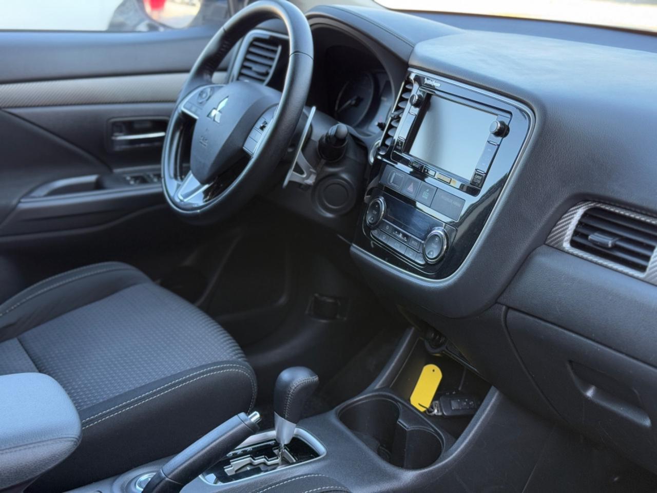 Mitsubishi Outlander 2.2 DI-D 4x4 7p Navi