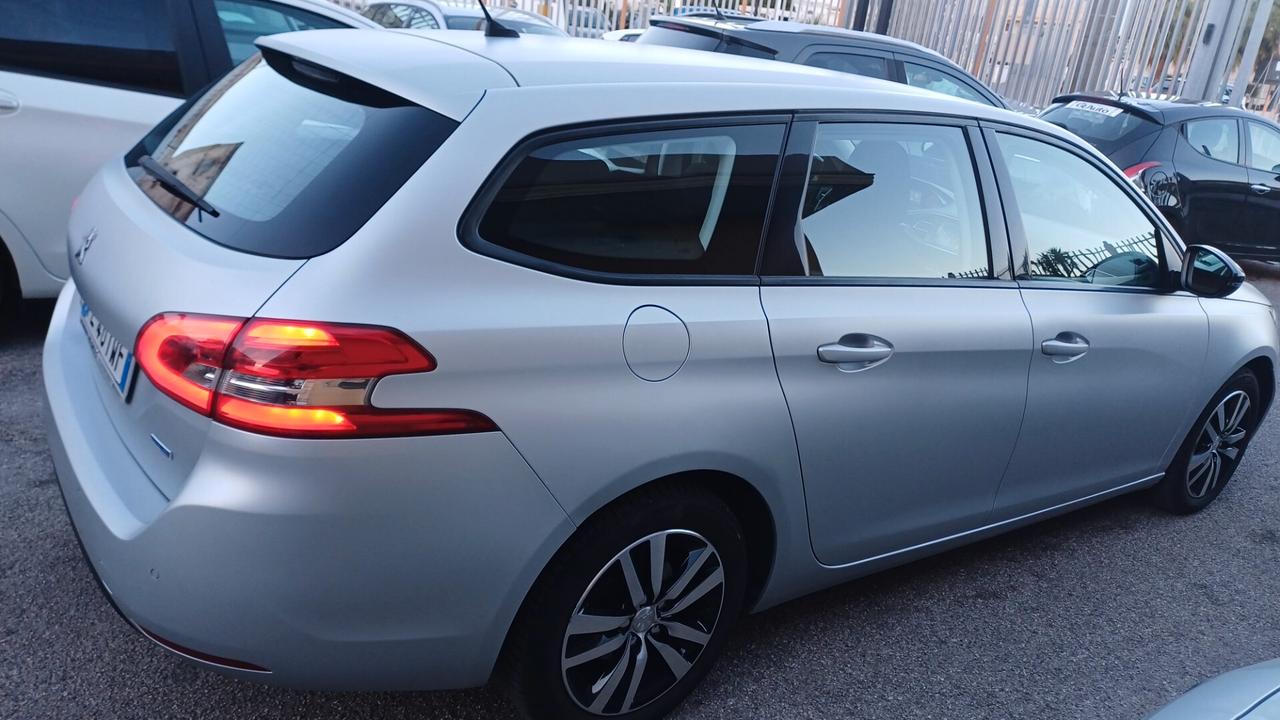 Peugeot 308 BlueHDi 120 S&S SW Business