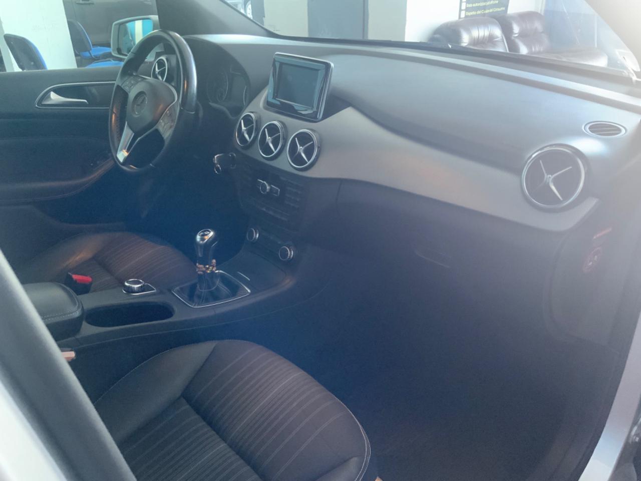 Mercedes-benz B 180 No