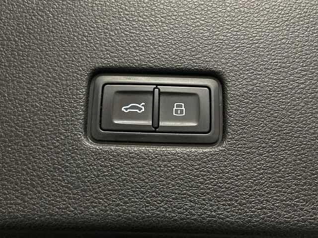Audi Q8 50 TDI 286 CV quattro tiptronic Sport