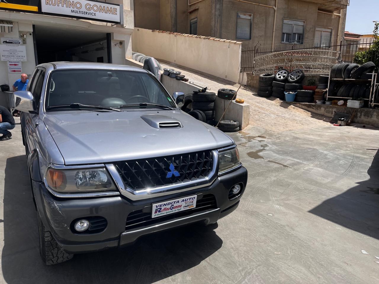 Mitsubishi Pajero Sport Pajero Sport 2.5 TDI GLS