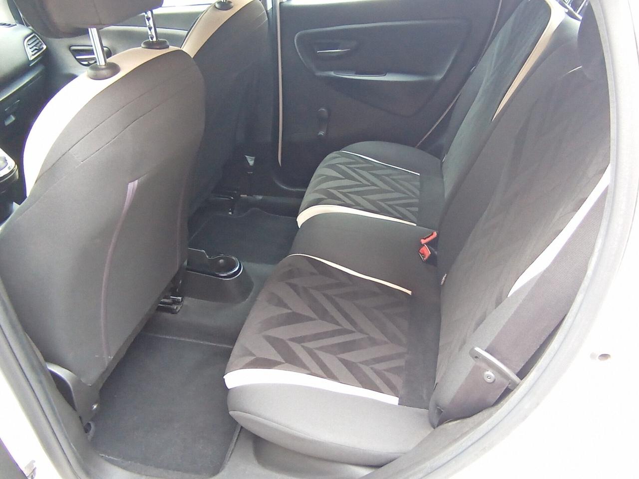 Lancia Ypsilon 0.9 TwinAir Platinum