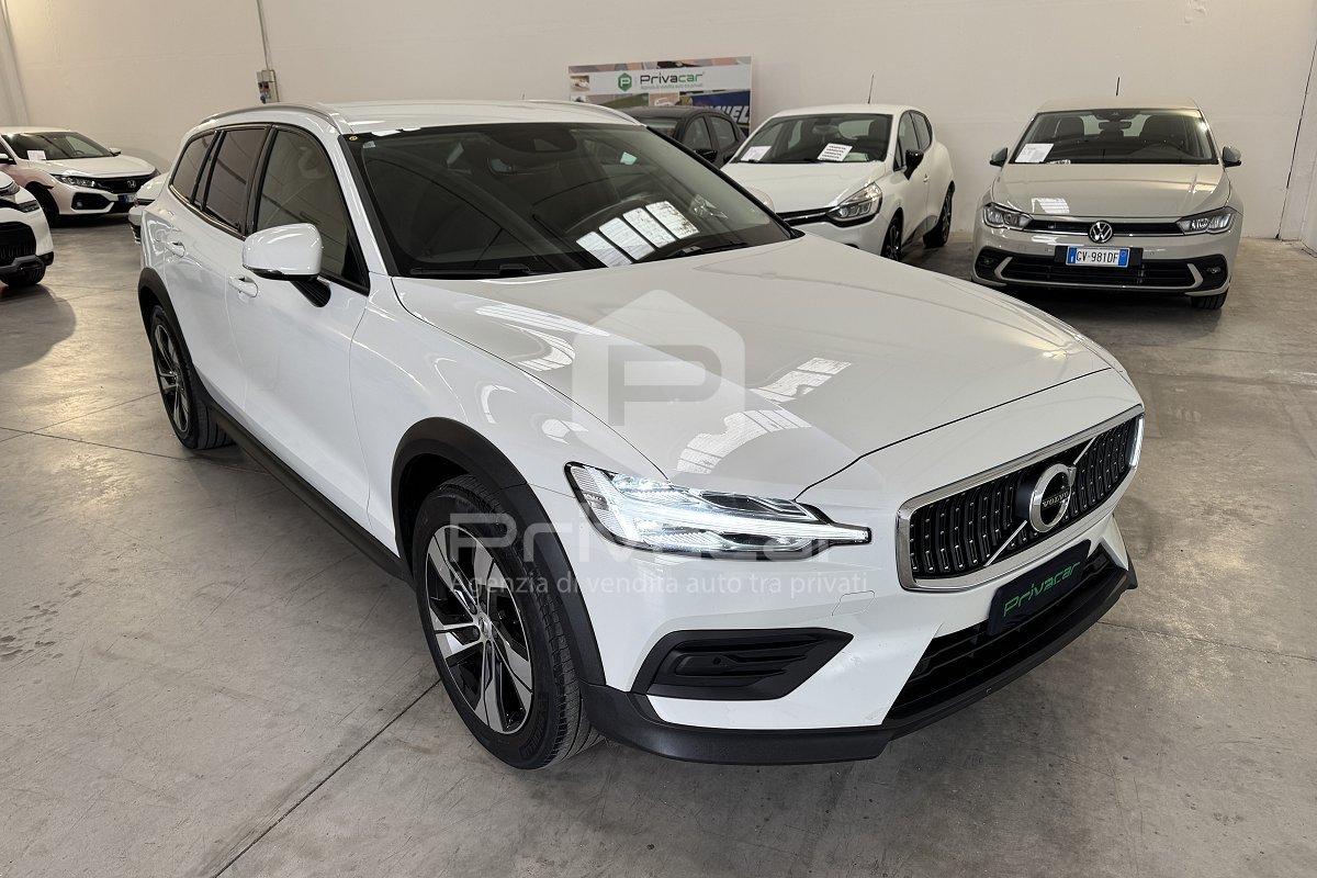 VOLVO V60 Cross Country D4 AWD Geartronic Business Plus