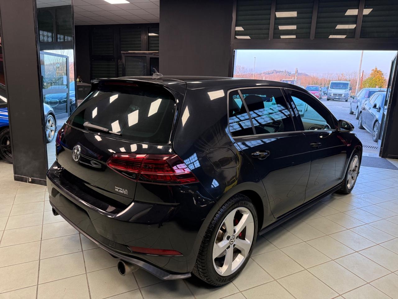 Volkswagen Golf GTI 7.5 Performance 2.0 tsi