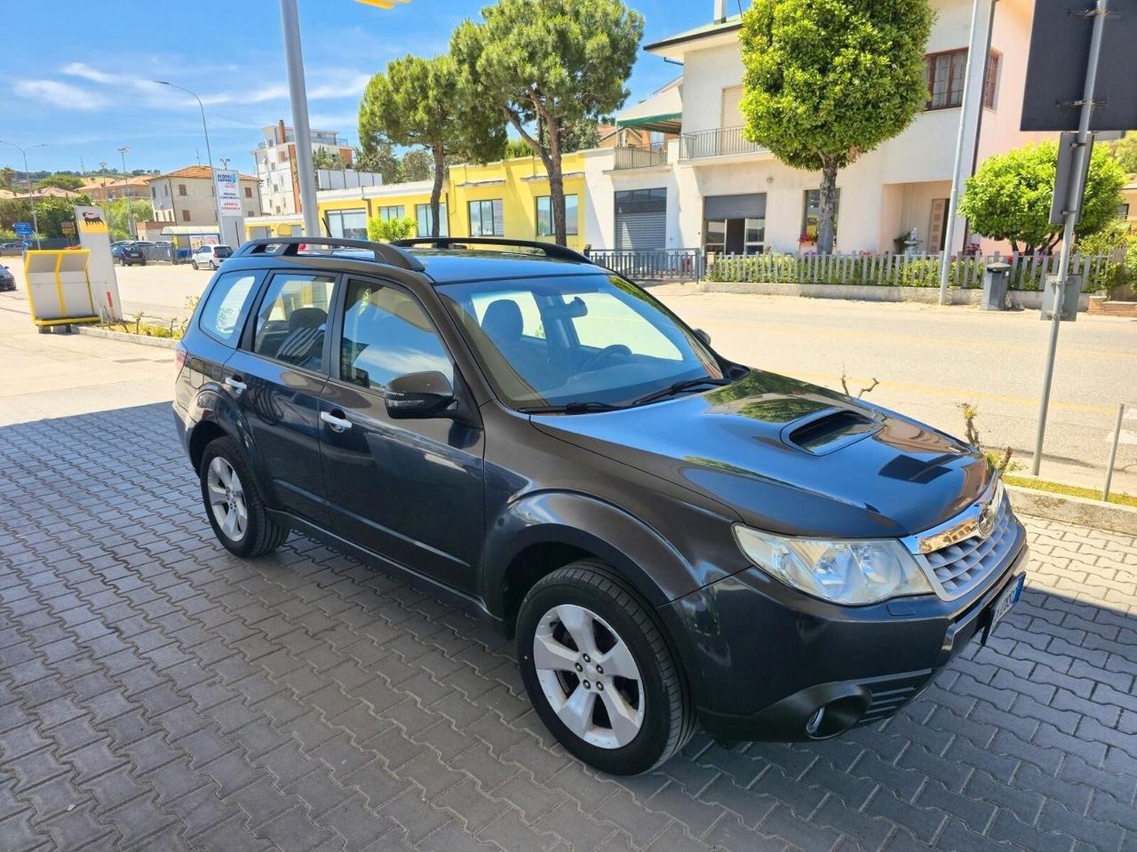 Subaru Forester 2.0D XS Exclusive (15 ANNIVERSARY) AWD
