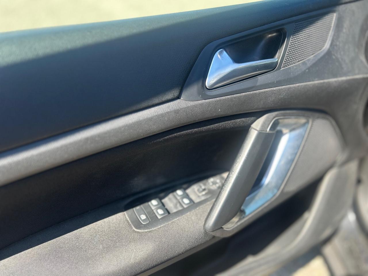 Peugeot 308 BlueHDi 120 LEGGI NOTE.