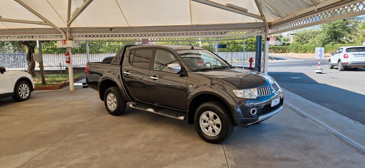 Mitsubishi L200 2.5 DI-D 136cv Doppia Cabina INVITE