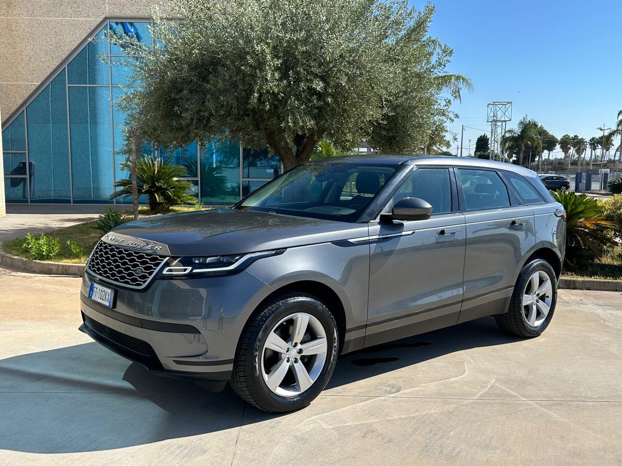 Land Rover Range Velar 2.0D I4 180 CV R-Dynamic