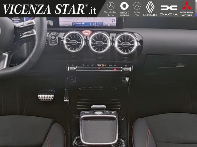 MERCEDES-BENZ A 200 d AMG PREMIUM